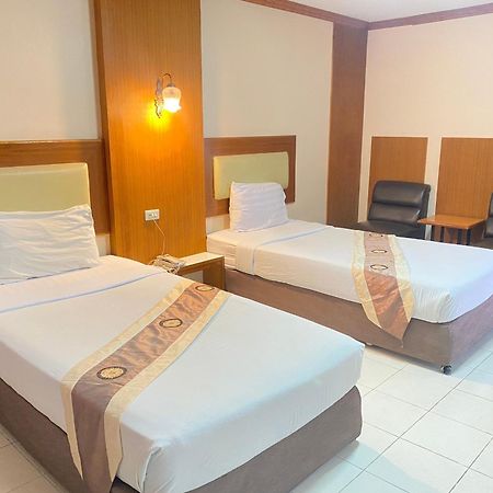 โรงแรมสยามบูทีค บุรีรัมย์ Luaran gambar